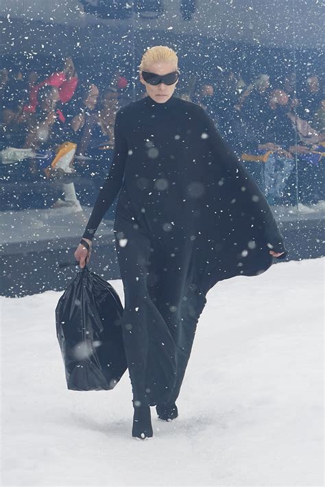 balenciaga trash